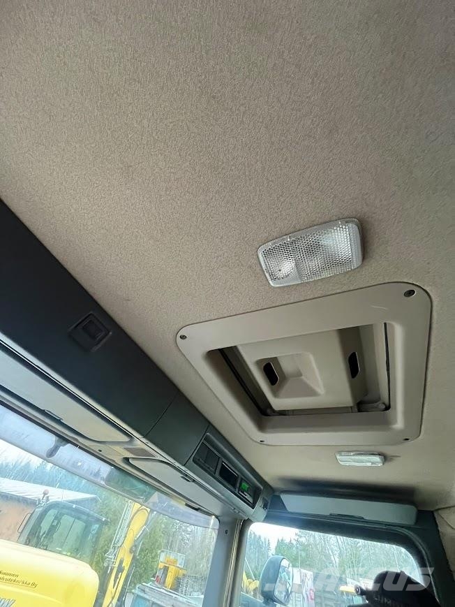 Scania P280 起重可拆卸式卡車