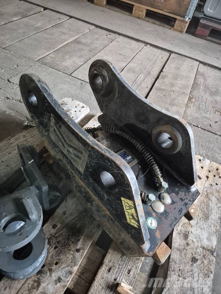 Lehnhoff HS08 für Yanmar SV100 快速连接器