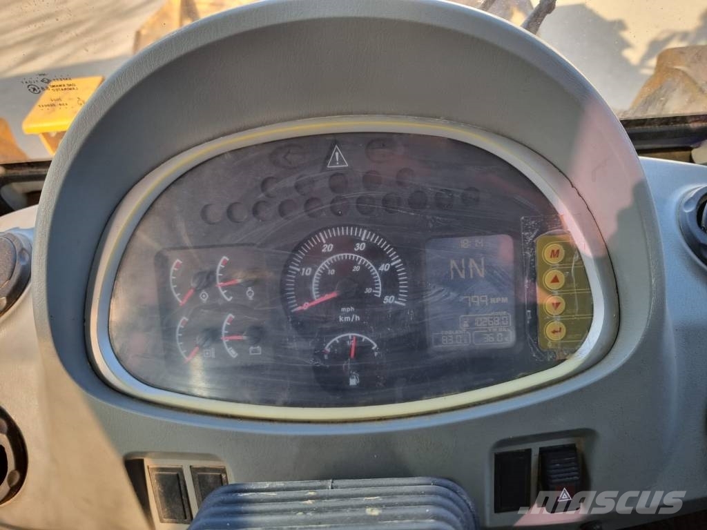 Hyundai HL 757-7 轮式装载机