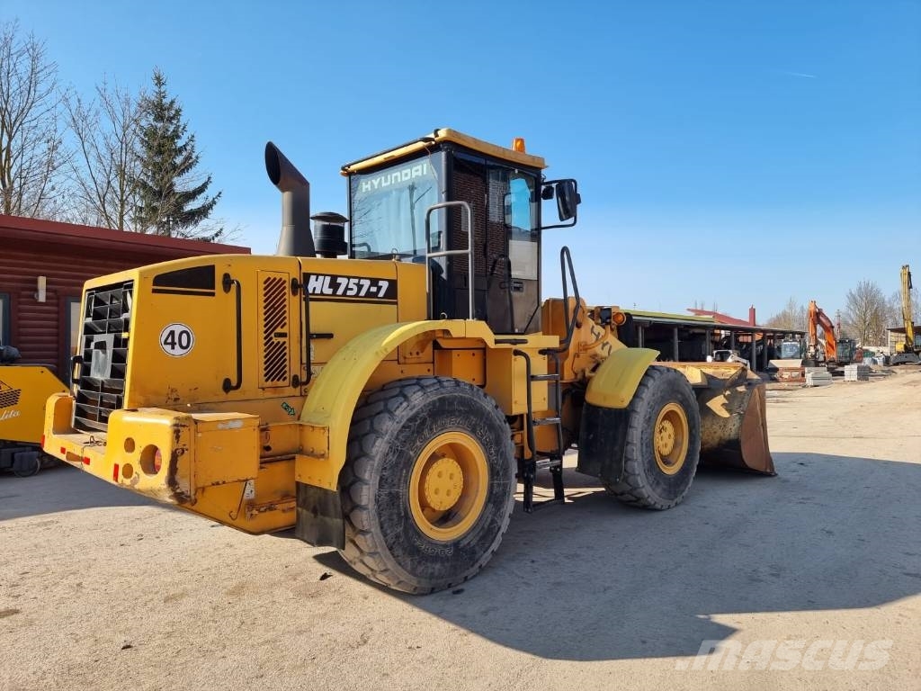 Hyundai HL 757-7 轮式装载机