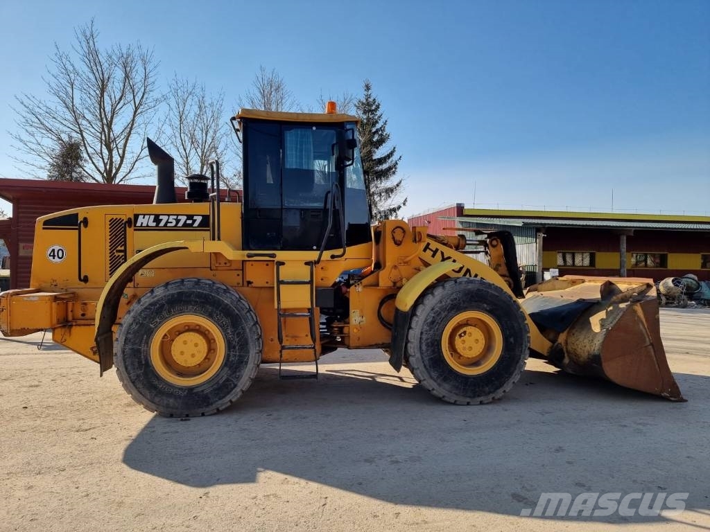 Hyundai HL 757-7 轮式装载机