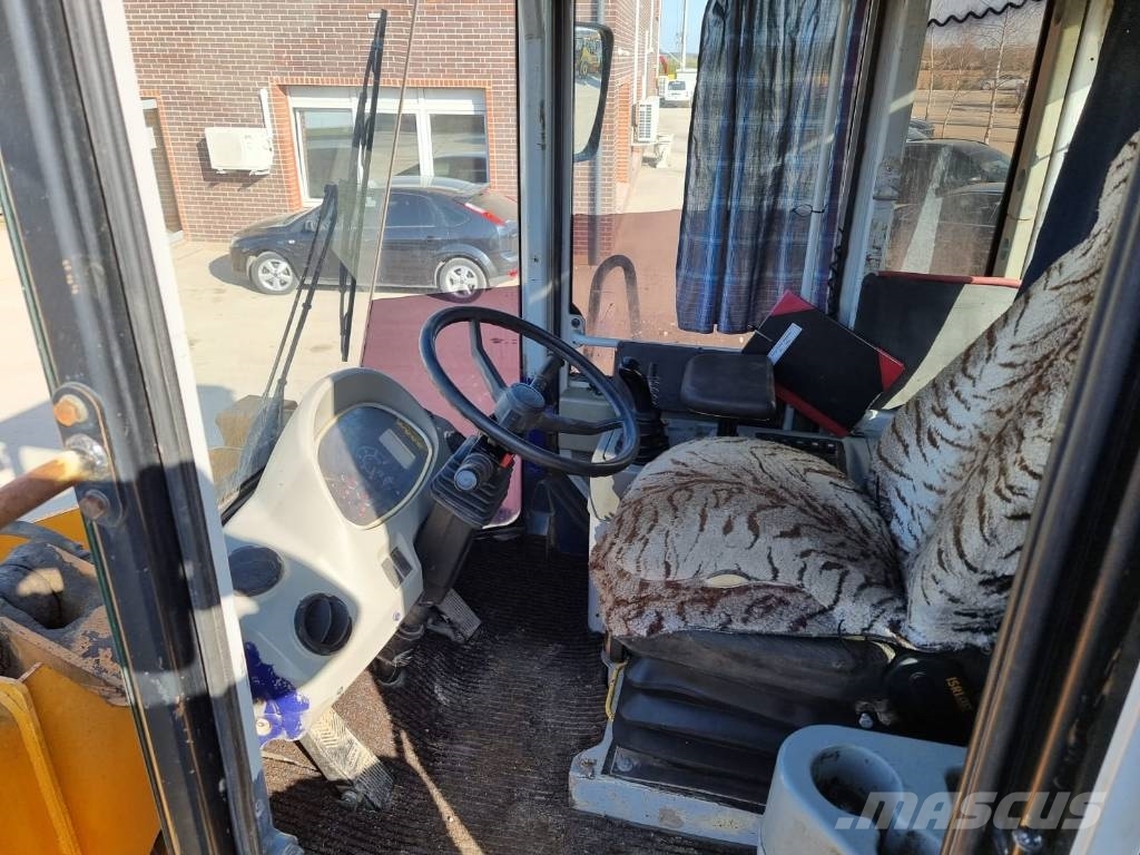 Hyundai HL 757-7 轮式装载机