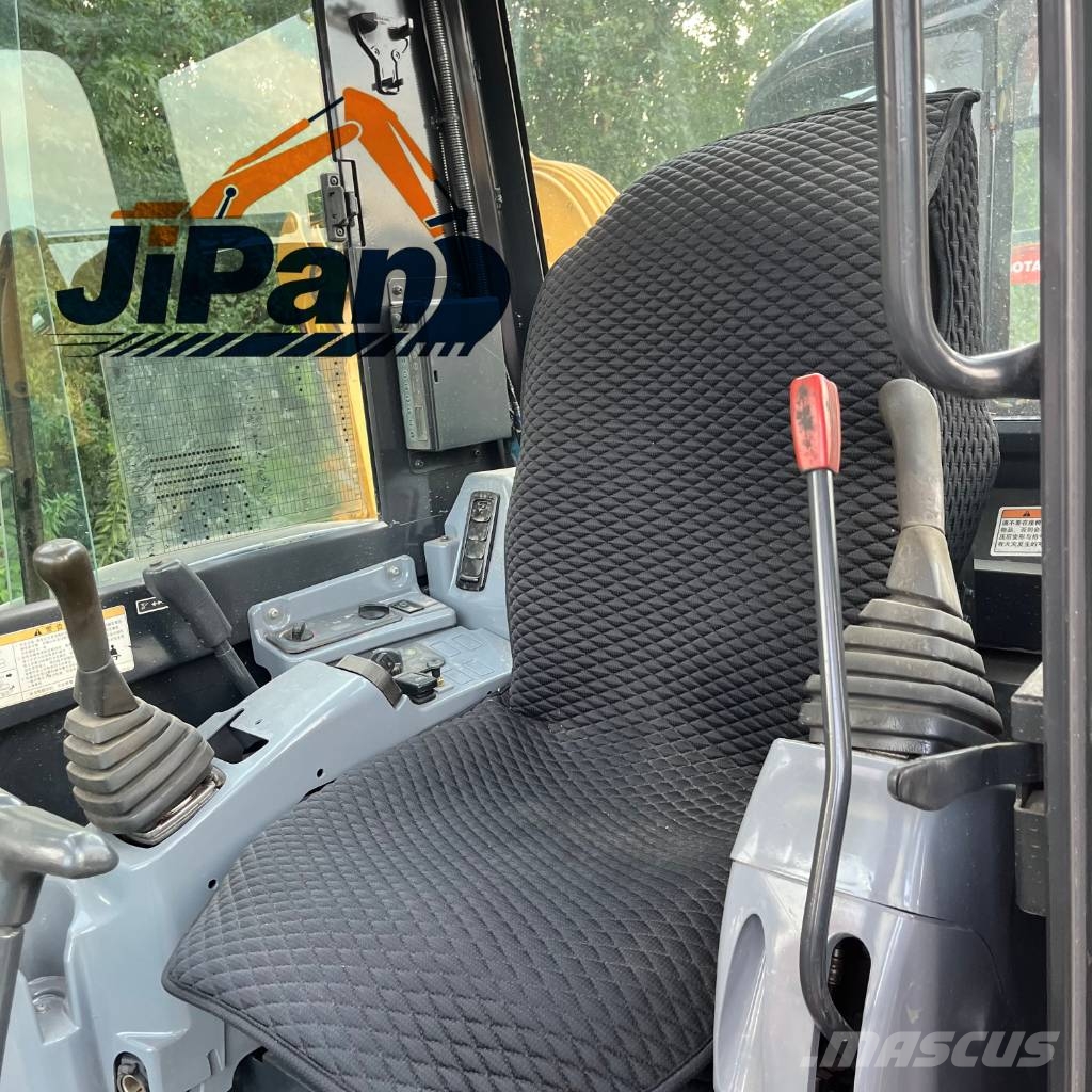 Kubota KX 155 소형 굴삭기 7톤 미만