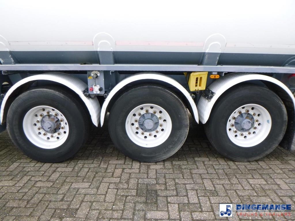 LAG Fuel tank alu 44.4 m3 / 6 comp + pump Cisternos - priekabos