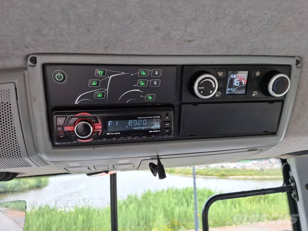 Valtra T 214 Direct Twintrac Tractores