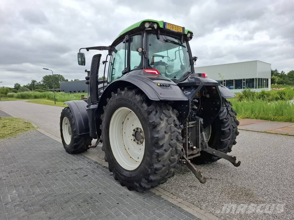 Valtra T 214 Direct Twintrac Tractores