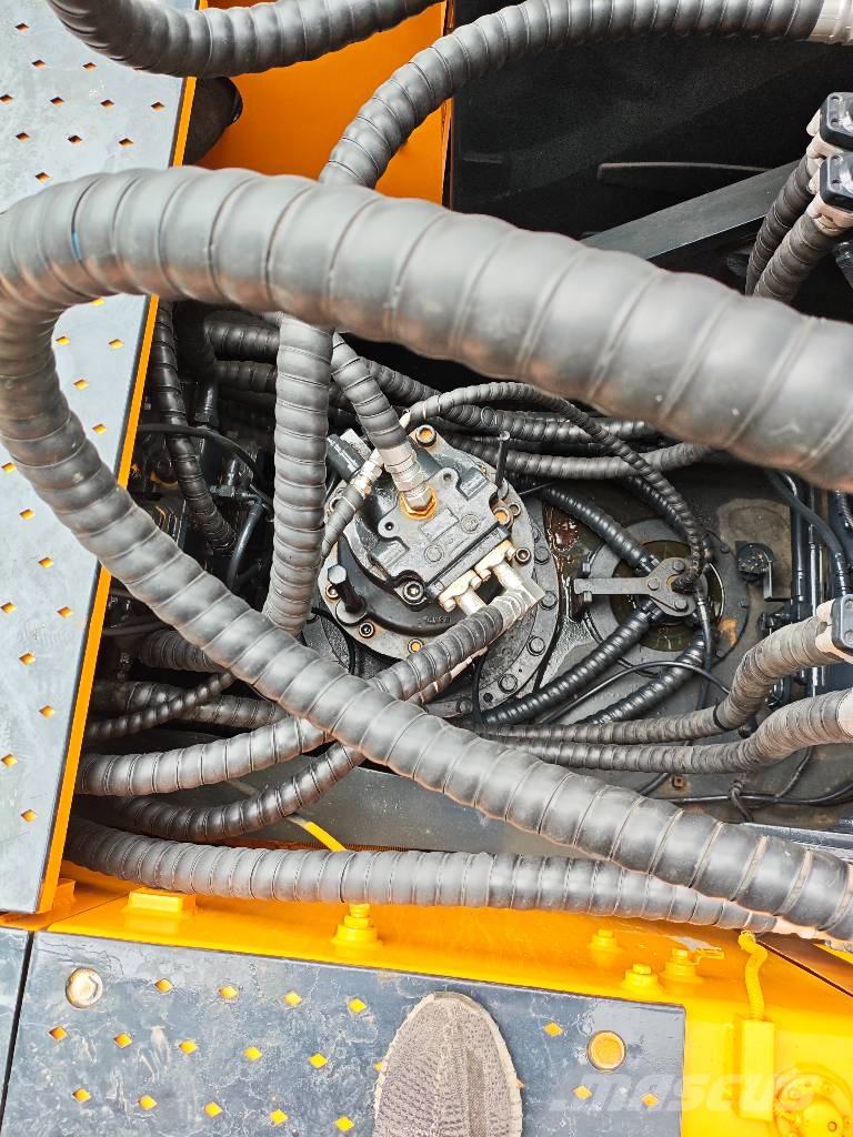 Hyundai 305 Escavadoras de rastos
