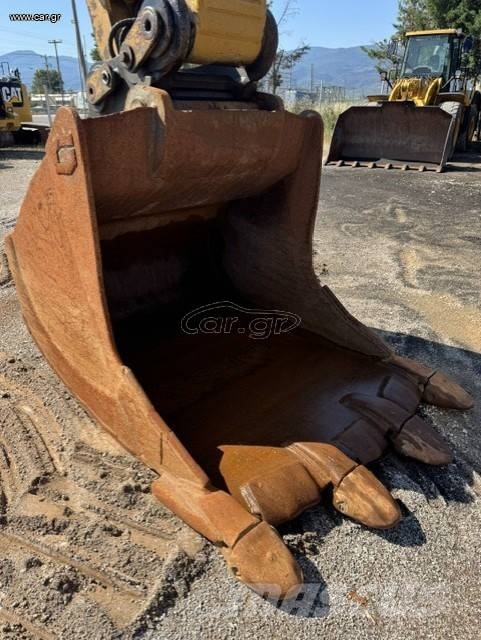 CAT 336 FL XE Excavadoras sobre orugas