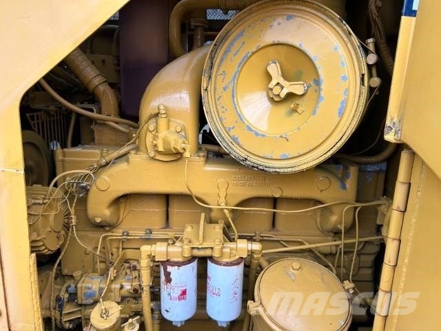 Komatsu D 85 P-18 Bulldozer