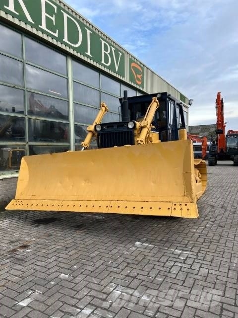 Komatsu D 85 P-18 Bulldozer