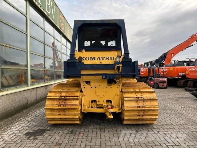 Komatsu D 85 P-18 Bulldozer