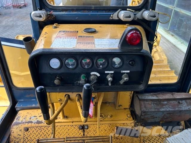 Komatsu D 85 P-18 Bulldozer