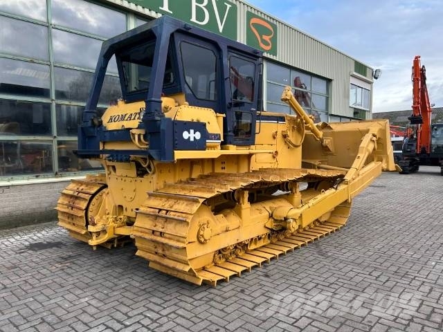 Komatsu D 85 P-18 Bulldozer