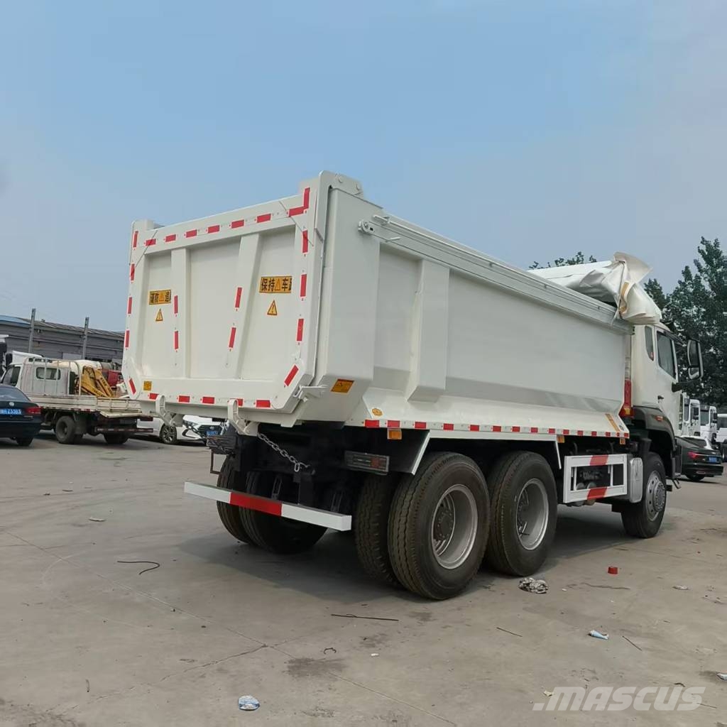 Sinotruk Honan مقطوروات مسطحة/مفصلية الجوانب