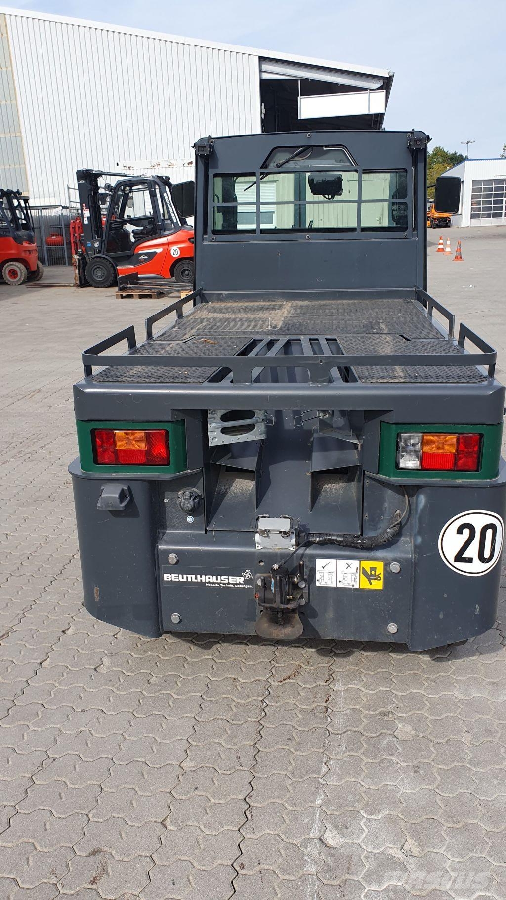 Linde P250 견인 트럭
