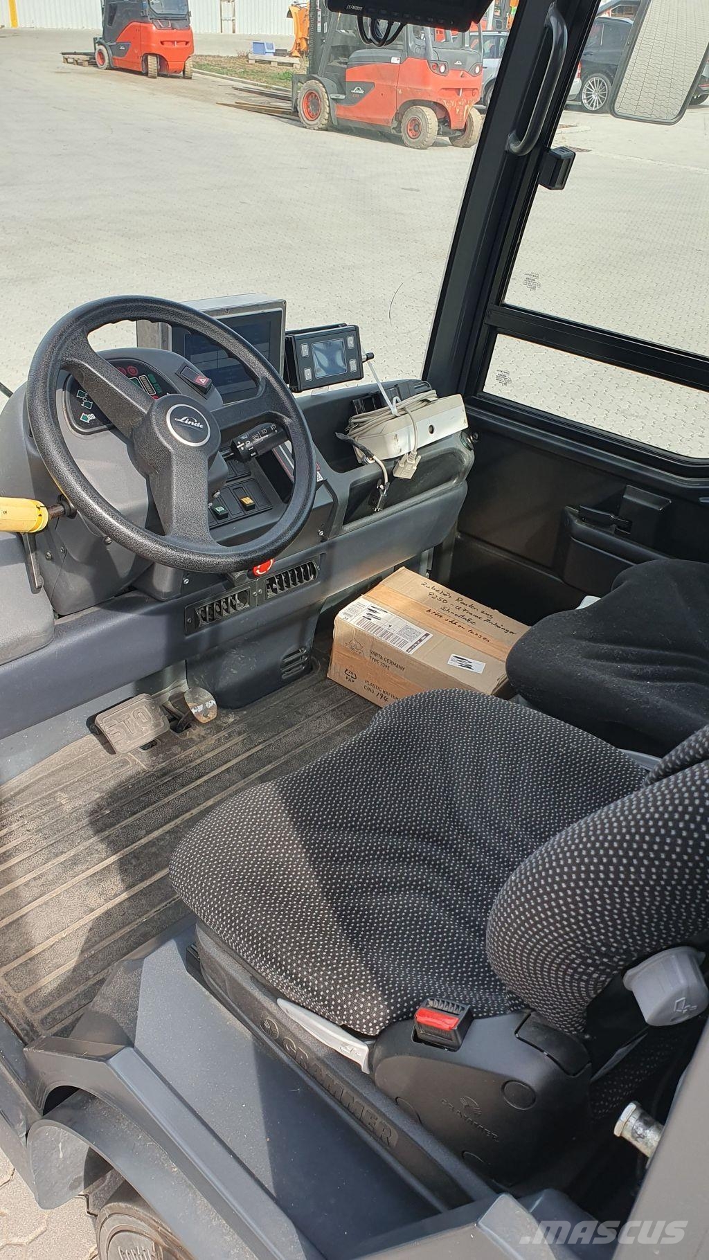 Linde P250 Vetotrukit