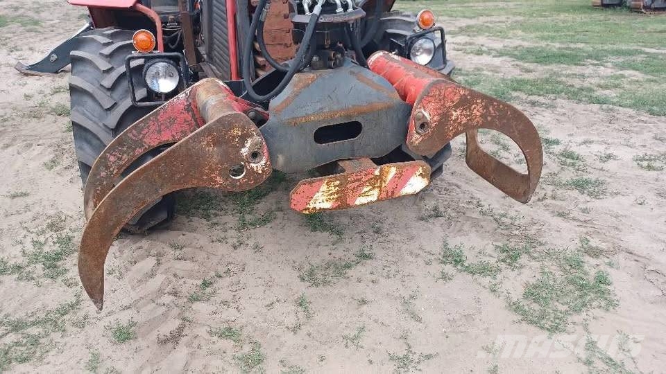 Zetor 12245 Forsttraktoren