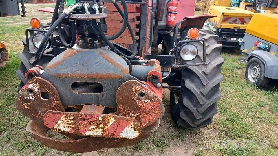 Zetor 12245 Forsttraktoren