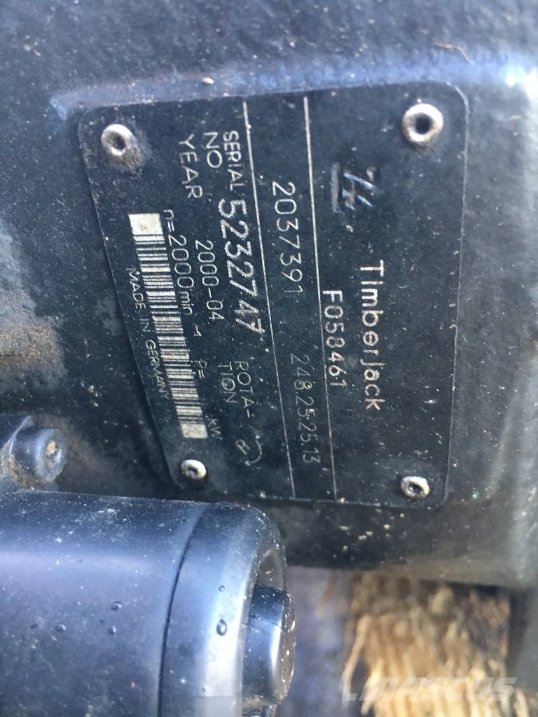 Timberjack 1070 Hyd pump F058461 Hidráulicos