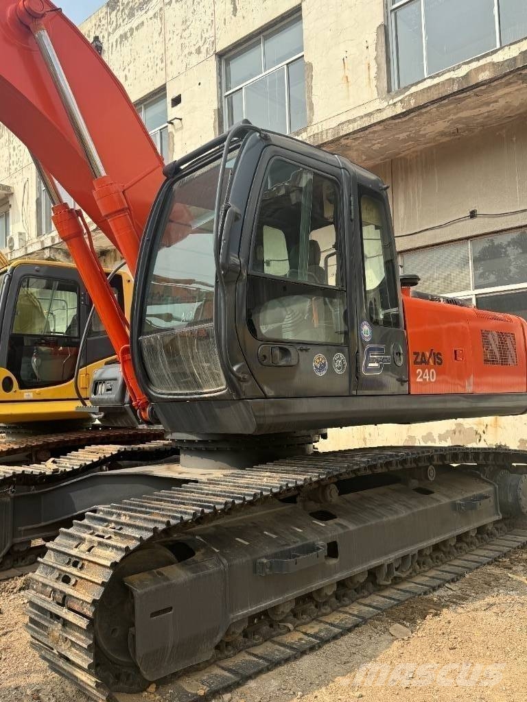 Hitachi ZX 240 Εκσκαφείς με ερπύστριες