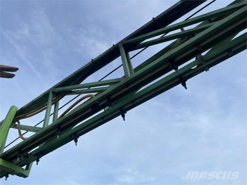 Dammann Aufbauspritze Dammann für MB Trac 27 m Dragna sprutor