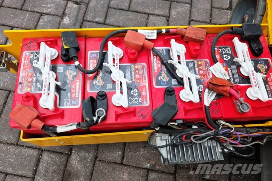 Haulotte Optimum 8 Electric,Batteries(07-2025),7.77m Workin Mini Pale Gommate