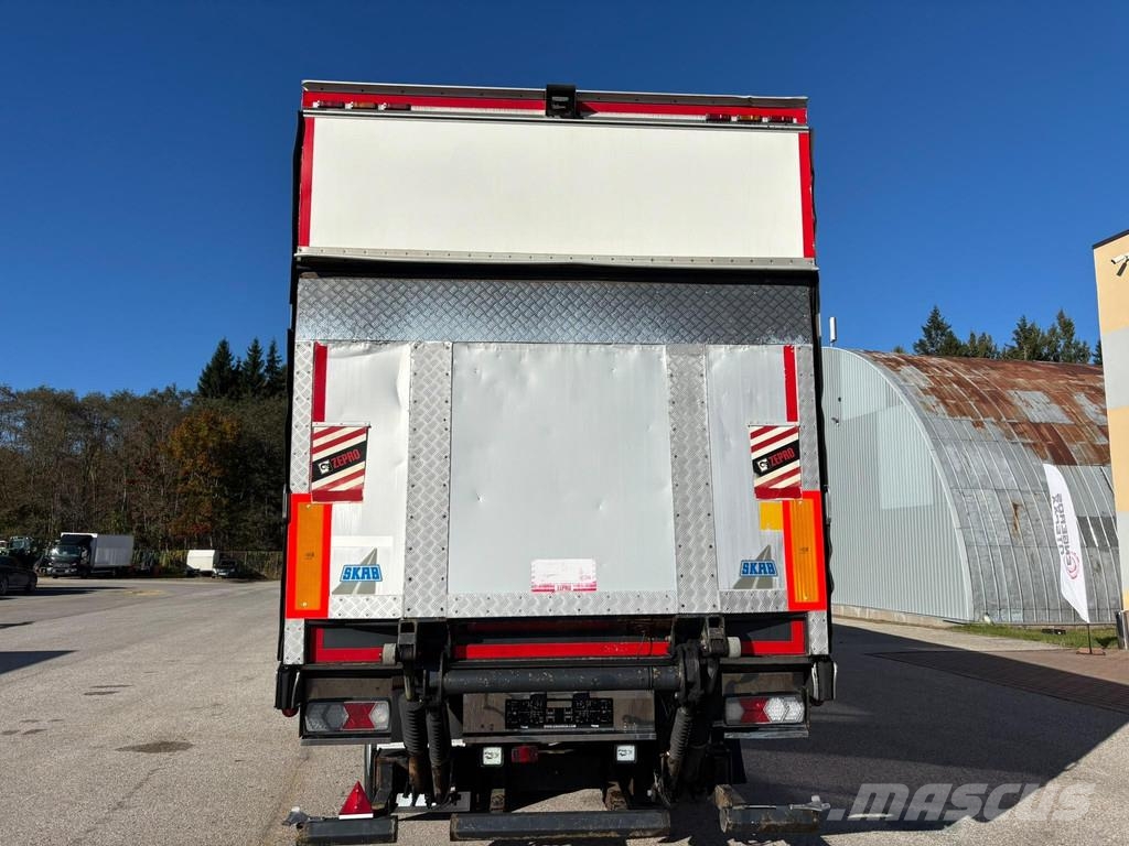 HFR SK20 2 BPW AXLE + LIFTING AXLE + THERMO KING SLXi Semi remorque frigorifique