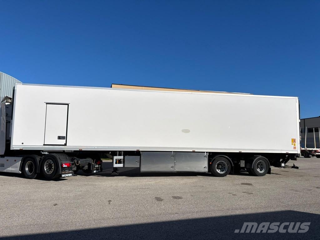 HFR SK20 2 BPW AXLE + LIFTING AXLE + THERMO KING SLXi Semi remorque frigorifique