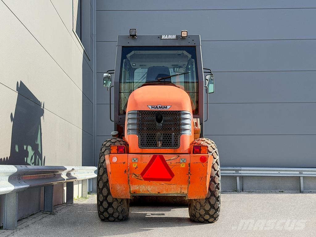 Hamm 3307 單輪滾壓機