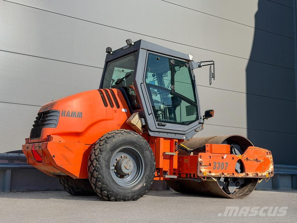 Hamm 3307 單輪滾壓機