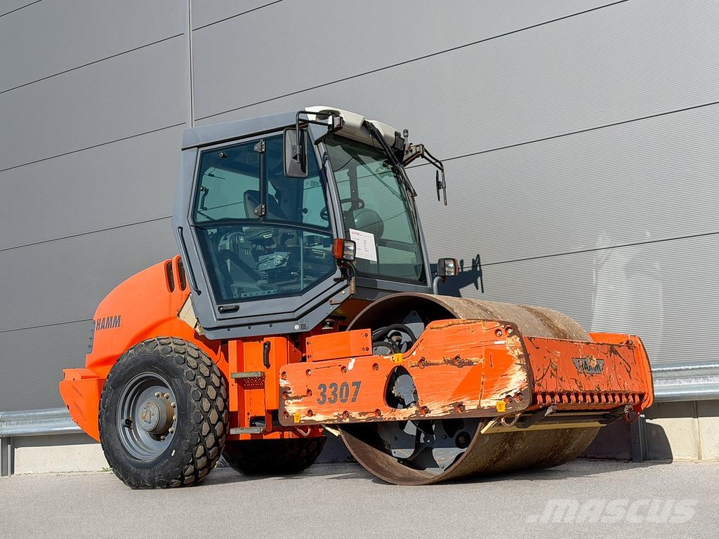 Hamm 3307 單輪滾壓機