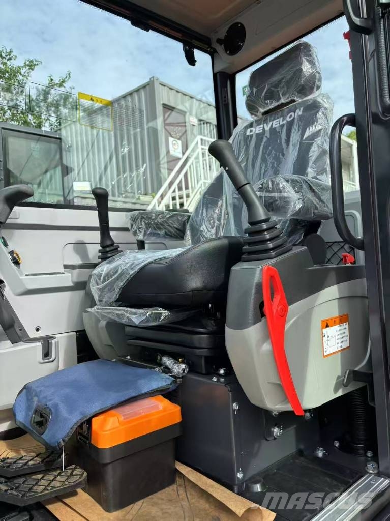 Develon DX 60 D Мини екскаватори < 7 т