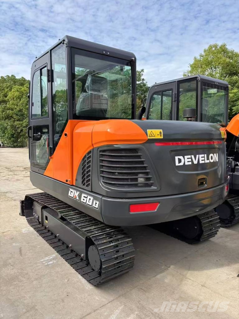 Develon DX 60 D Мини екскаватори < 7 т