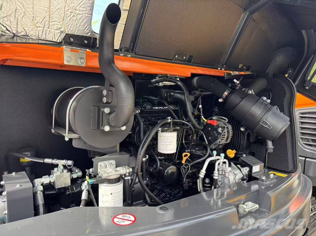 Develon DX 60 D Мини екскаватори < 7 т