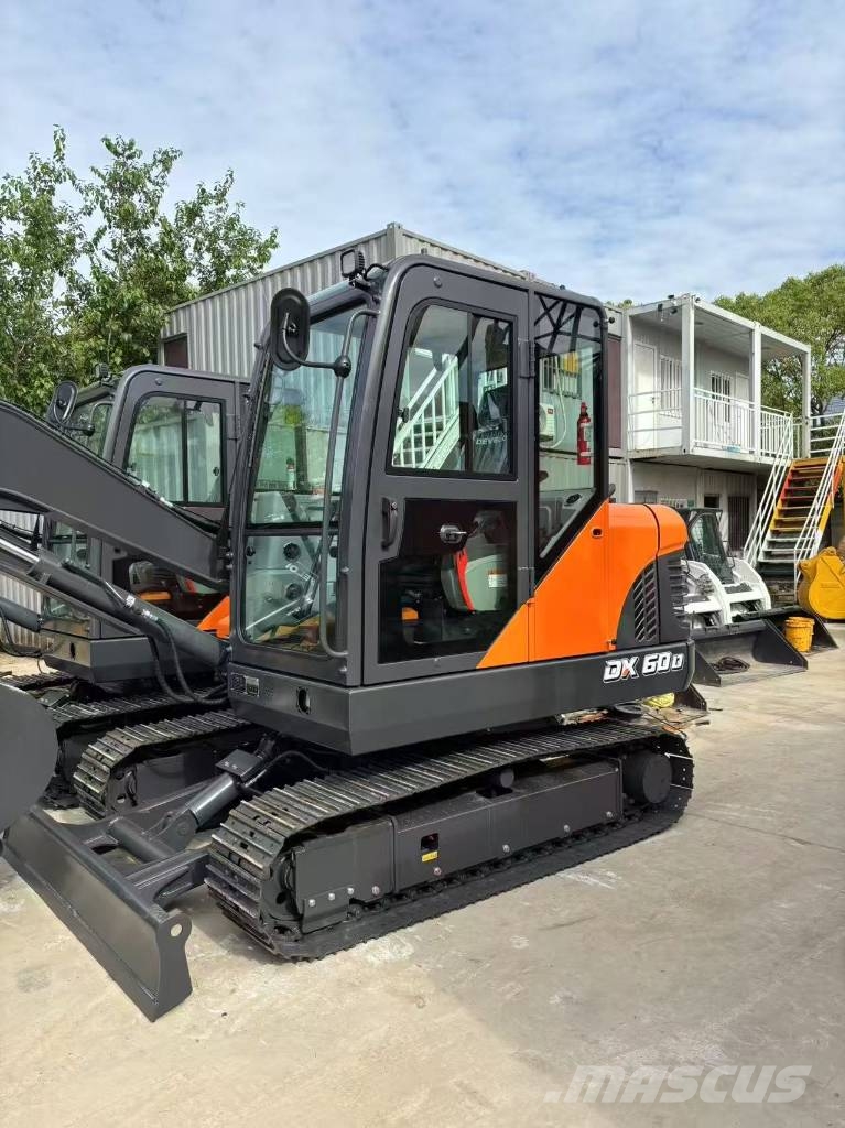 Develon DX 60 D Мини екскаватори < 7 т