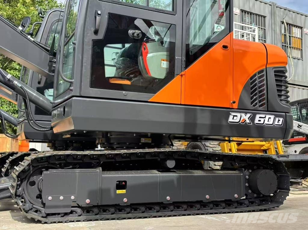Develon DX 60 D Мини екскаватори < 7 т