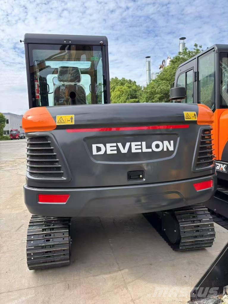 Develon DX 60 D Мини екскаватори < 7 т