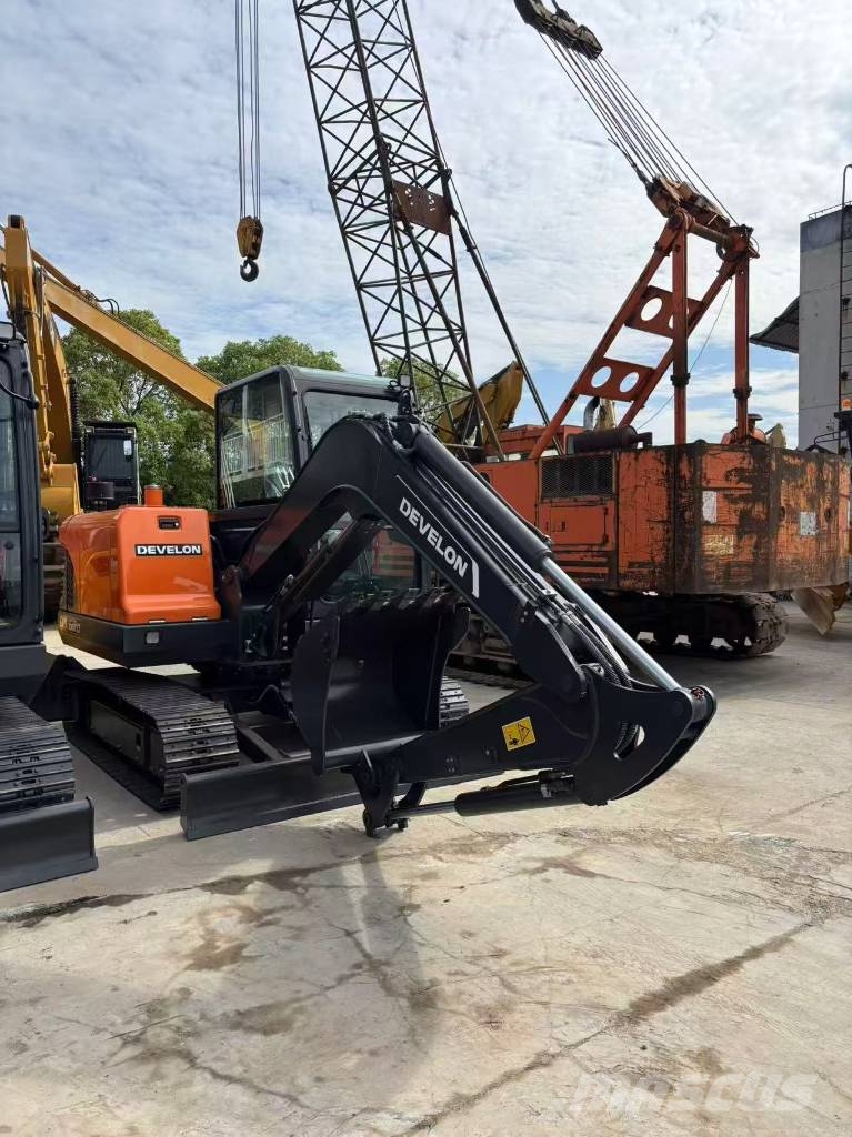 Develon DX 60 D Мини екскаватори < 7 т