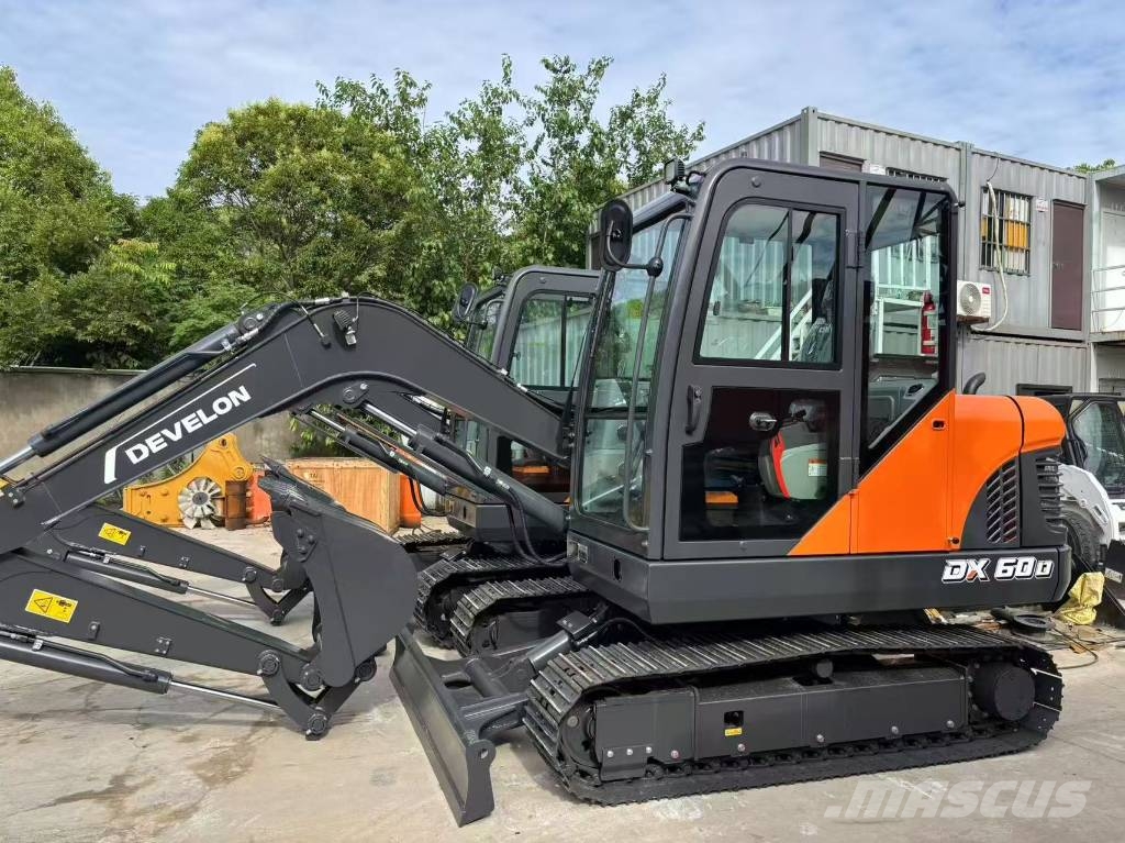 Develon DX 60 D Мини екскаватори < 7 т
