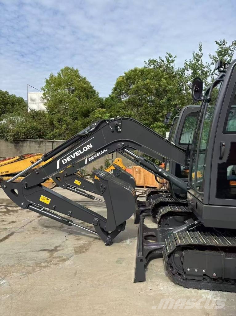 Develon DX 60 D Мини екскаватори < 7 т