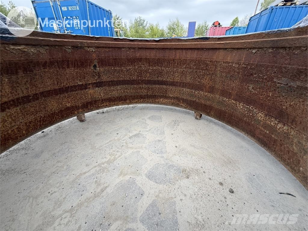 Sandvik CH 3000 Iseliikuvad purustid