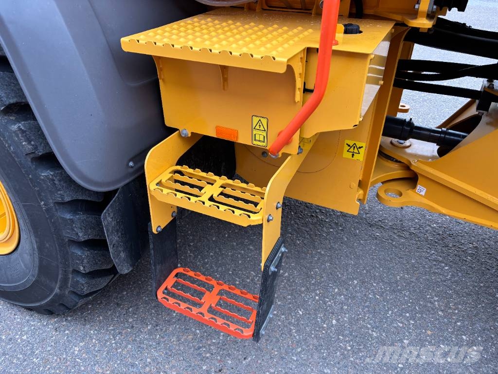 Volvo L60 H 276 Timmar Kolesni nakladalci