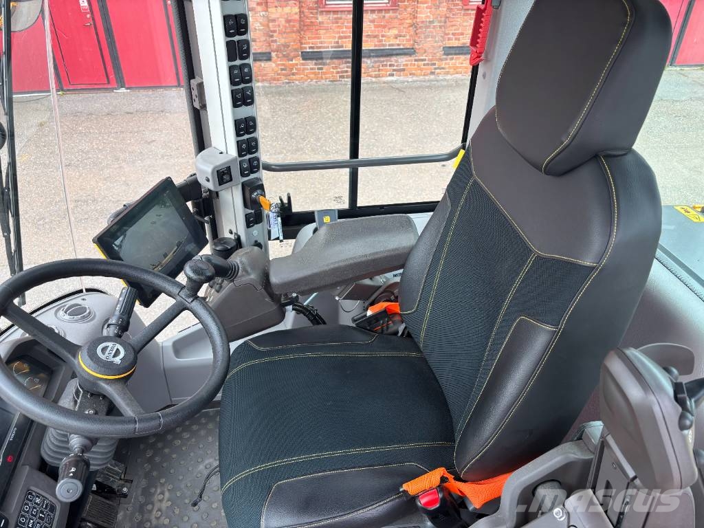 Volvo L60 H 276 Timmar Kolesni nakladalci