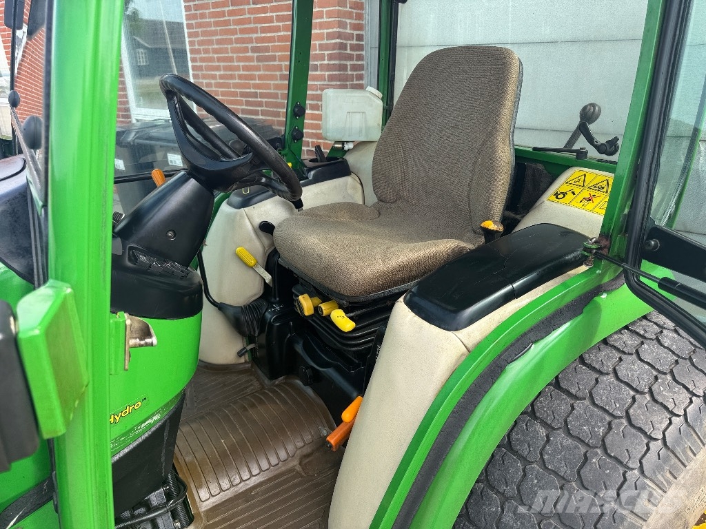 John Deere 3520 Kompakttraktorer