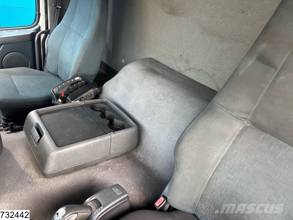 Volvo FMX 410 8x4, EURO 5, Retarder, HIAB, Remote Camiones de cama baja