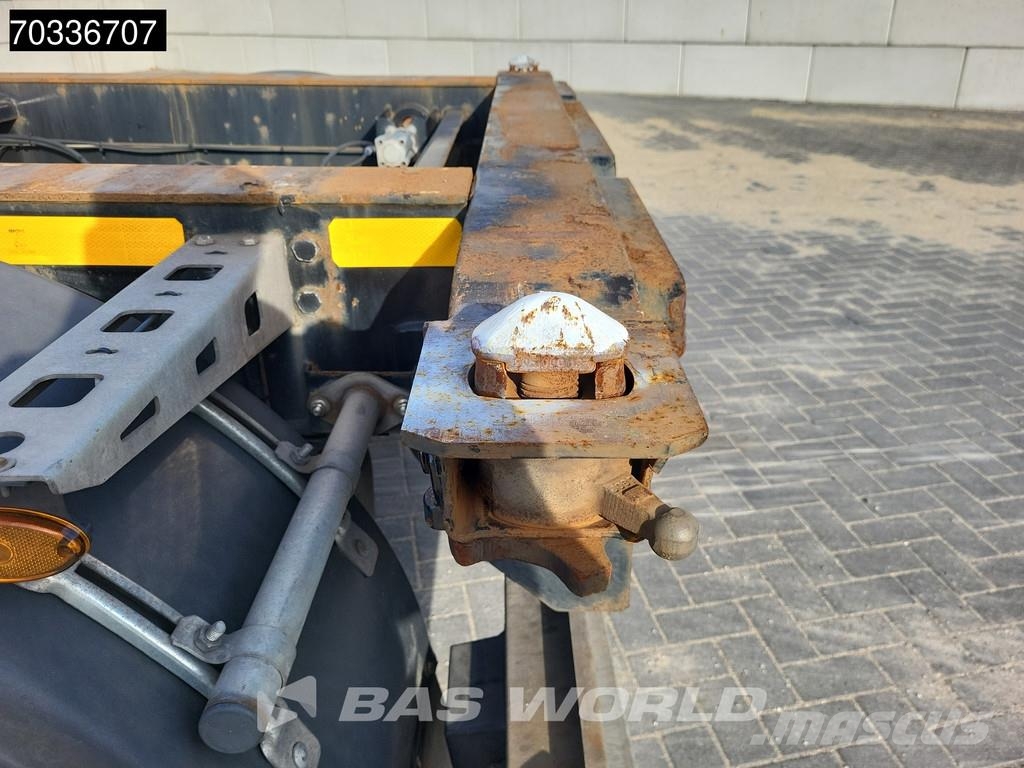 Esmeliller ASD 3 axles Konteinertreileri