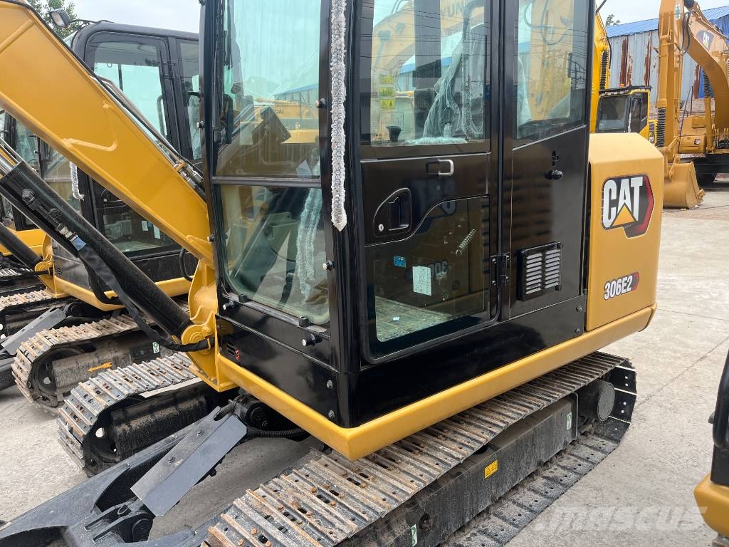 CAT 306E2 Mini bagri <7t