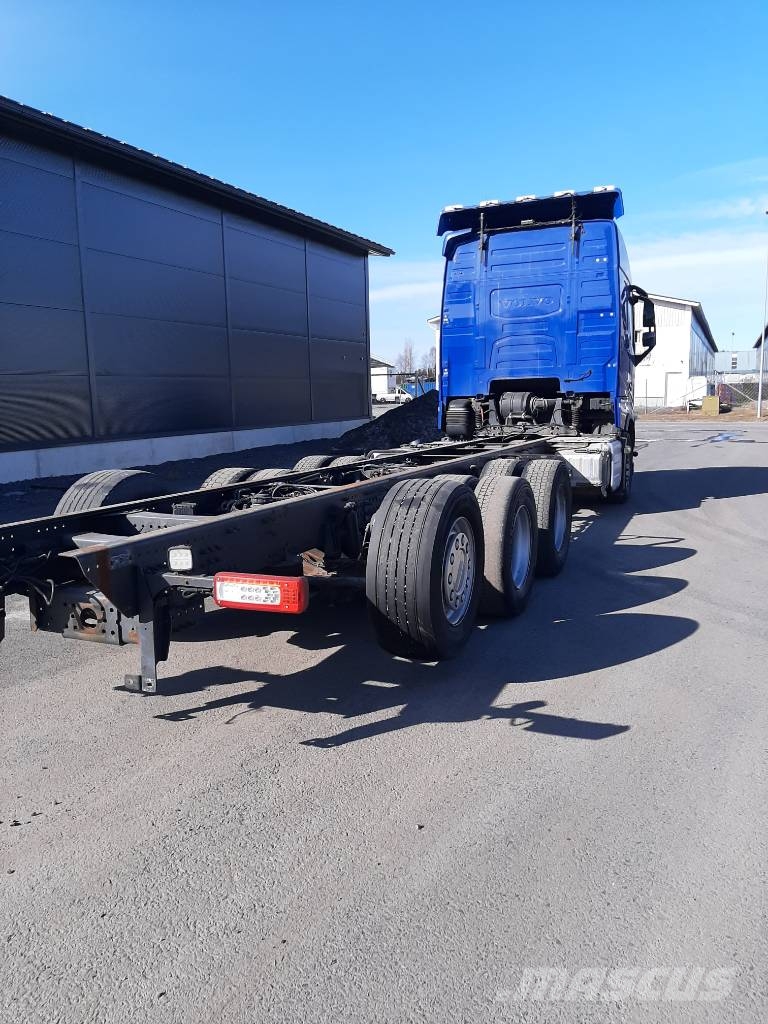 Volvo FH 13 Kamioni-šasije