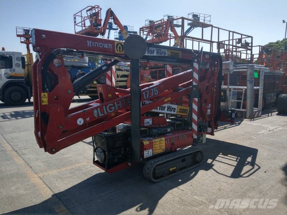 Hinowa Lightlift 17.75 III S Plataformas con brazo de elevación manual