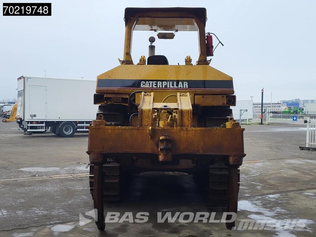 CAT D8 L Crawler dozers